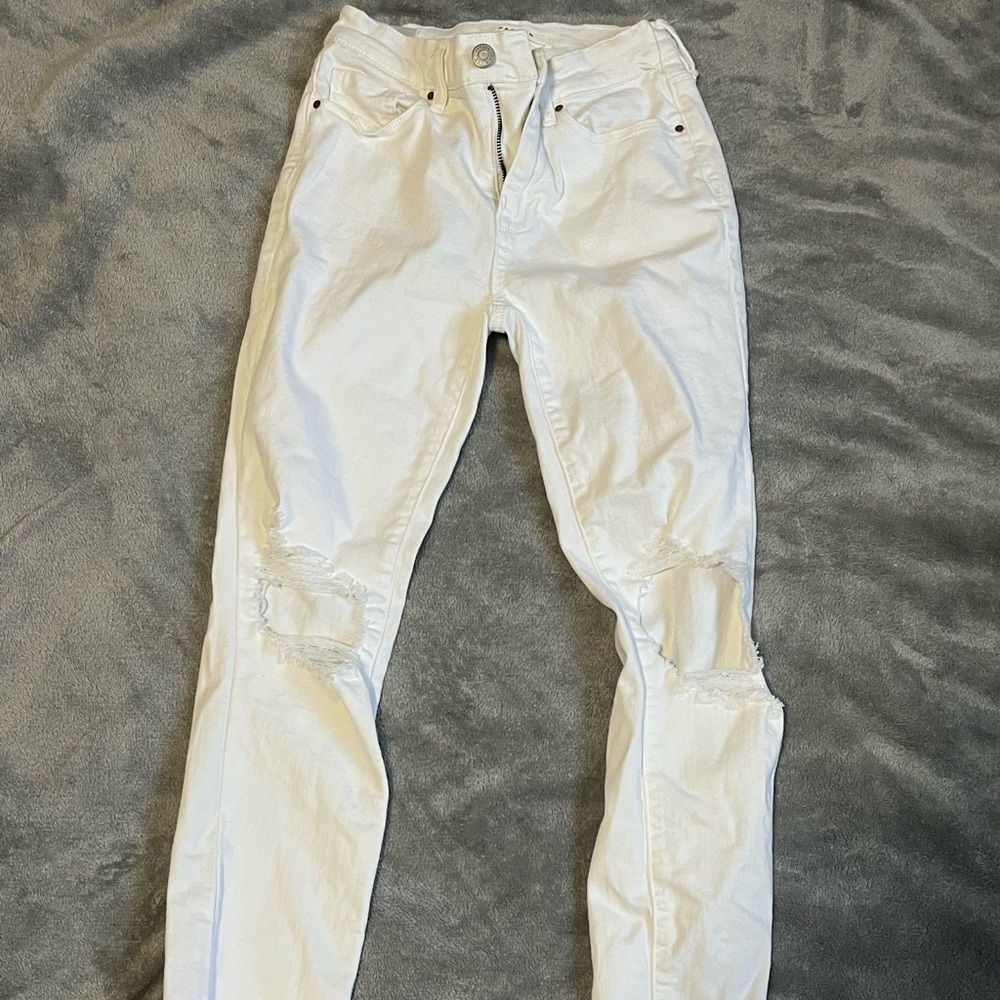 white pacsun jeans